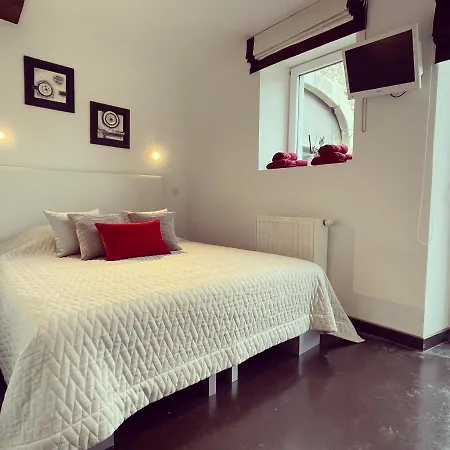 L'hoursinne 펜션 에레제